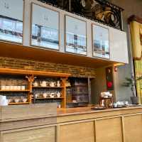 韓國恩平韓屋村宏偉壯觀的山景色搭配的人氣 Cafe🤩