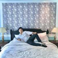 At Pingnakorn Riverside Hotel