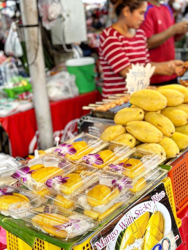 《曼谷JJ Market翟道翟市場》