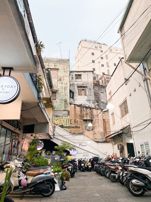 Local Vietnamese Cuisine in Saigon:Bep Me In 