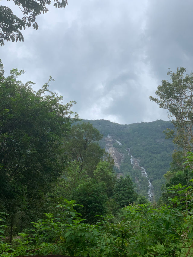 อุทยานแห่งชาติน้ำตกหงาว