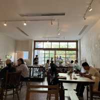 Local-famous cafe in Chiayi! 