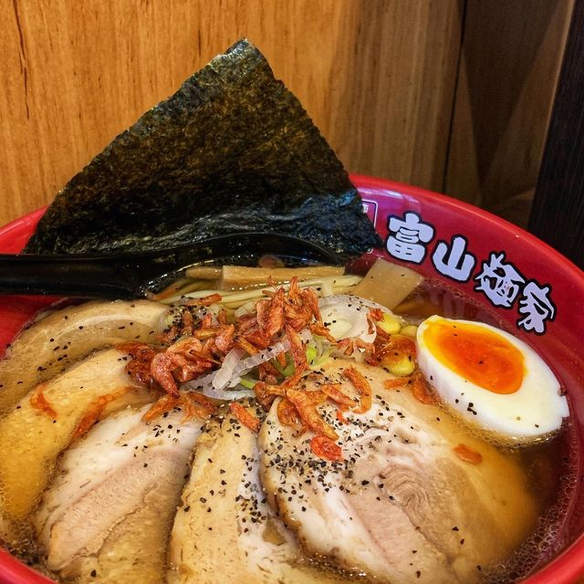 銅鑼灣特色拉麵🍜