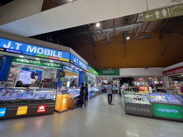 ห้างเยสบางพลี ย่านบางเสาธง 🛍️🛒