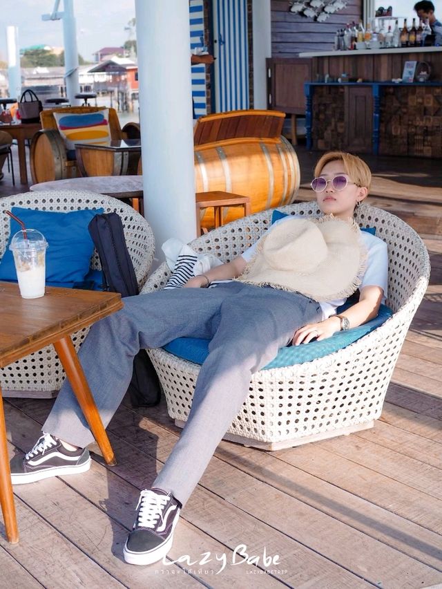 Kept Pier Cafe 🌤️ นั่ง chill ~ feel so gooooood