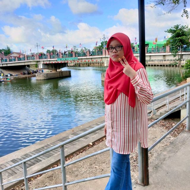 Hatyai Khlong hae floating market