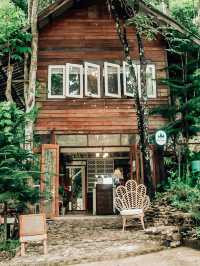 สมศรีมีกาแฟ : Somsee mee kafe 🌲🪵🏠☕️