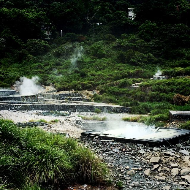 探索台灣陽明山公園的大屯火山群
