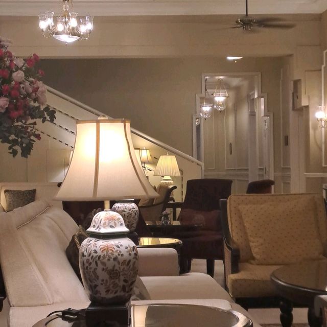 YOUR ENGLISH AFTERNOON TEA EXPERIENCE