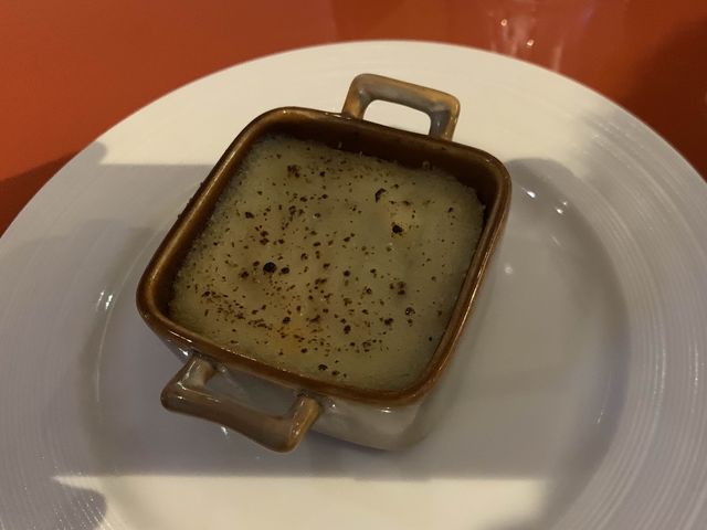 ベトナム　ベトナム観光　ルメリディアンサイゴンのラウンジでいただく豪華ディナーに満腹満足！