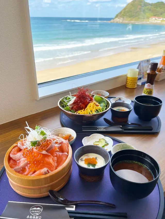 【糸島グルメ】絶景のロケーションで新鮮な海鮮丼を🐟