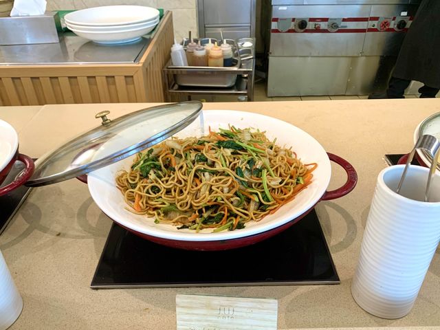 ベトナム　ベトナム観光　JW Marriott Hotel Hanoi  JW cafeの朝食は最高！