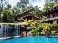 รีสอร์ทติดทะเลเขาหลัก ฟีลธรรมชาติกลางป่าเขา 
