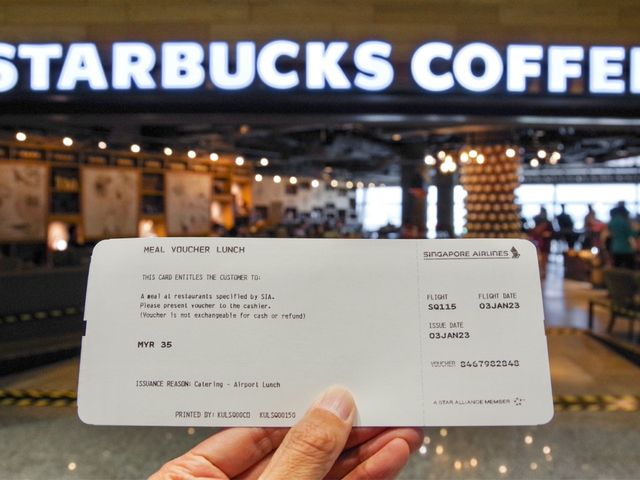 【マレーシア・クアラルンプール】空港のスタバでブレイクタイム☕️