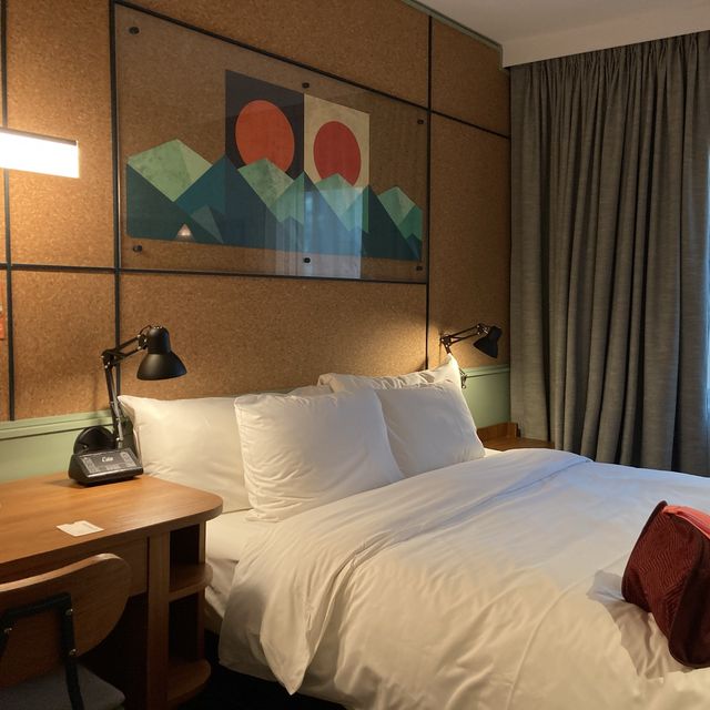 逸東🏨佐敦