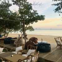 Andalay Beach Bar & Cafe : คาเฟ่กระบี่ติดทะเล