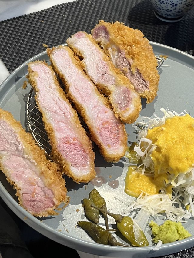 서울 합정 돈카츠 맛집으로 유명한 카와카츠 오토코🫶