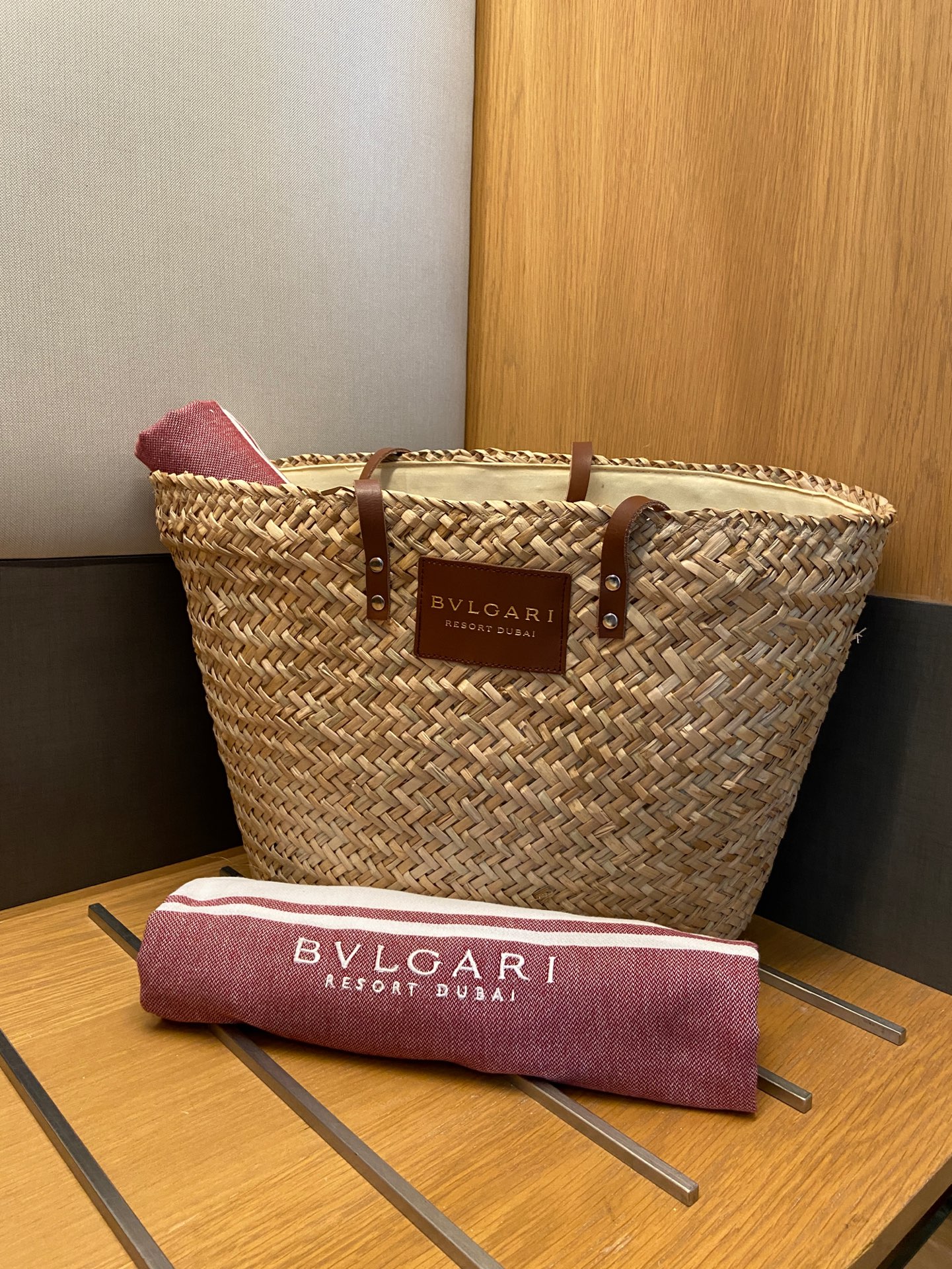 Bvlgari Hotel Dubai: A Glimpse into Unparalleled Luxury and