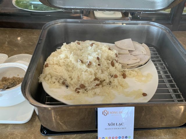 ベトナム　ベトナム観光　ハノイ　ノイバイ国際空港プライオリティパスを利用してラウンジで優雅な朝食を！