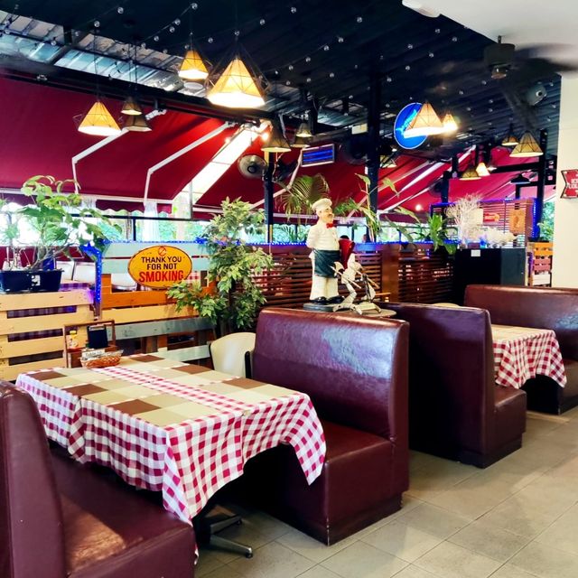 Hidden Gem Neighbourhood Restaurant 