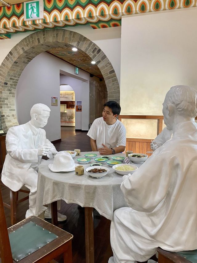 짜장면의 과거와 현재를 살펴보는 짜장면 박물관