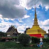 วัดพระธาตุโป่งดินสอ