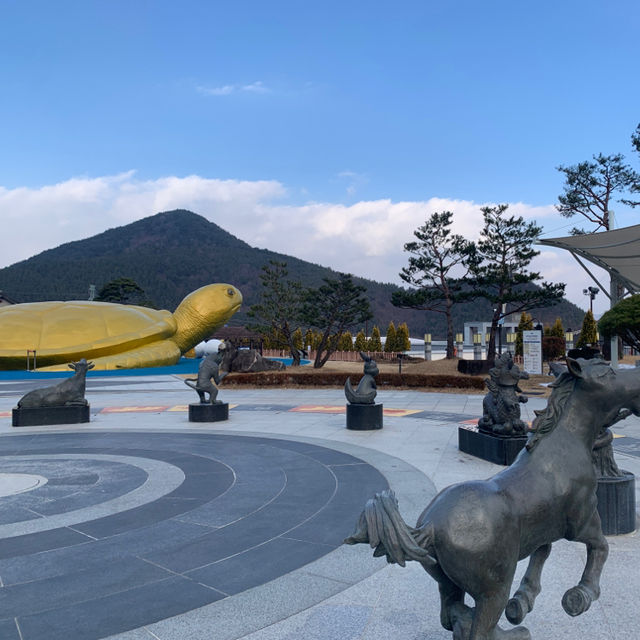 한의학의 역사를 한눈에 볼 수 있는, 산청 한방 테마파크