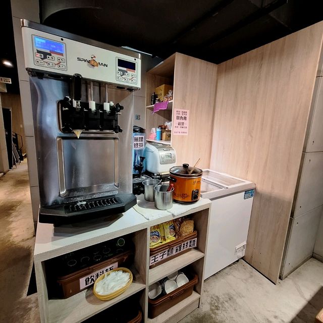 好煮藝火鍋店-米飯,雞絲麵隨你煮