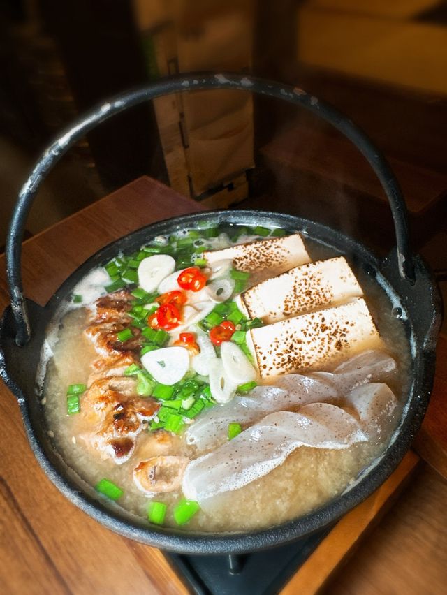 「旺角彌敦道575祝ご居酒屋,雞皮$38」 「旺角彌敦道575祝ご居酒屋,雞皮$38」