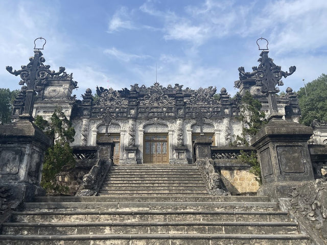 A visit to The Tomb of Khai Dinh in Hue
