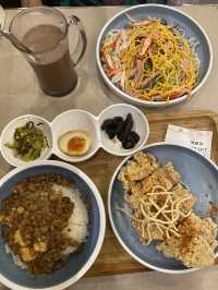 食物質素一般，但服務態度散漫 