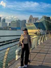 SINGAPORE 💫 แจกพิกัดถ่ายรูปหน้าช้อปหลุยส์ 