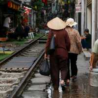 Hanoi Street Train 🚆🚂