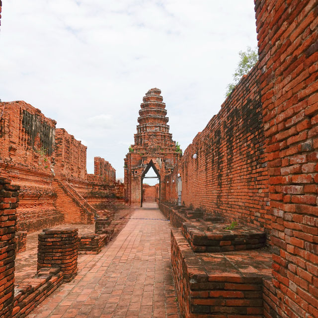 ขอพรองค์พระพิฆเนศเก่าแก่ ณ วัดนครหลวง อยุธยา