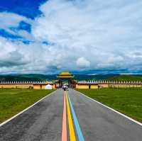 Muyada Temple in Daocheng: Serenity Amidst Nature