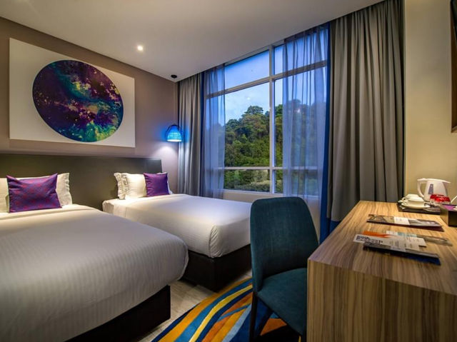 Mercure Kk