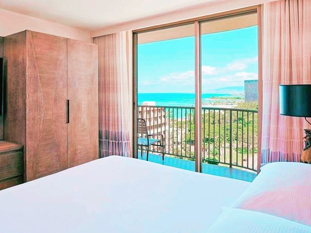 ✨ Ocean Views at Embassy Suites Wakiki Beach