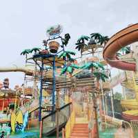 Splashy Splendid SplashMania Water Park