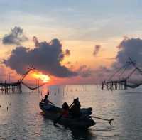 พิกัดเที่ยวทะเลน้อย นั่งเรือดูบัวมนต์เสน่ห์พัทลุง
