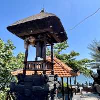 巴都隆博神廟-壯麗景色，建在巨大海蝕洞上的印度教神廟