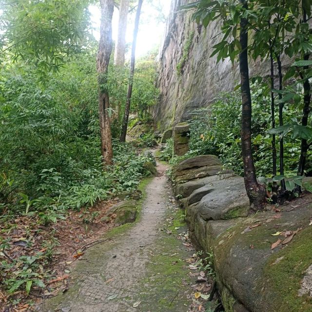 วนอุทยานน้ำตกผาหลวง