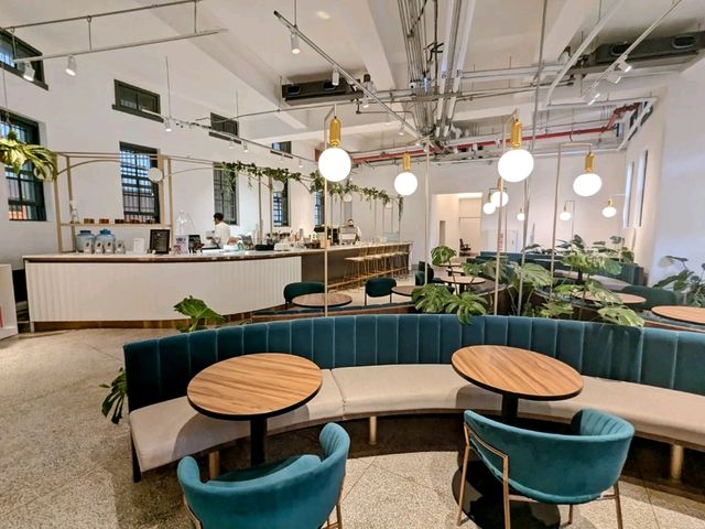 台南-警察局拘留所改建的咖啡館：南美館溫故知新