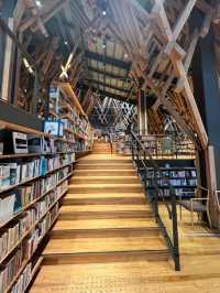 高知 / 阿健吾さんデザインの図書館