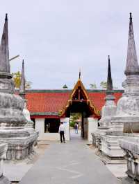 พระธาตุไร้เงาเมืองนคร | วัดพระมหาธาตุวรมหาวิหาร 