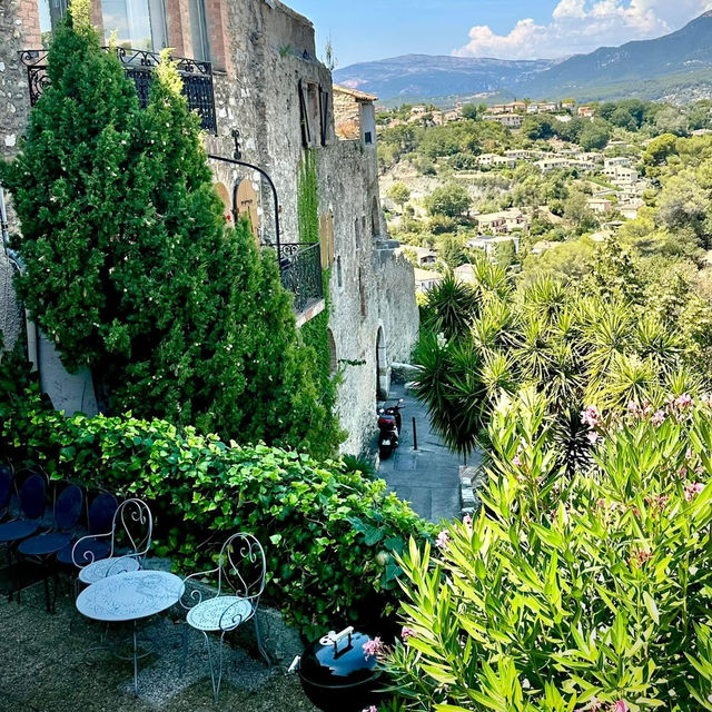 The French Riviera: Glamour by the Sea