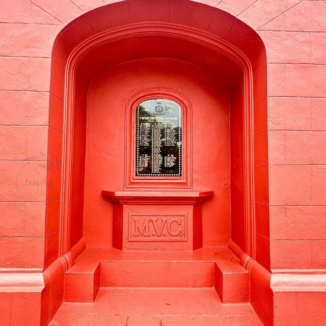 🎗 Red Square (Dutch Square)