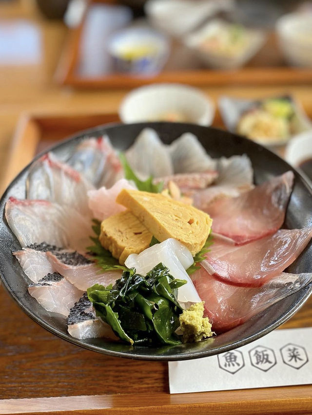 【長崎グルメ】その日の旬の魚を使った海鮮丼と最高のロケーション✨️