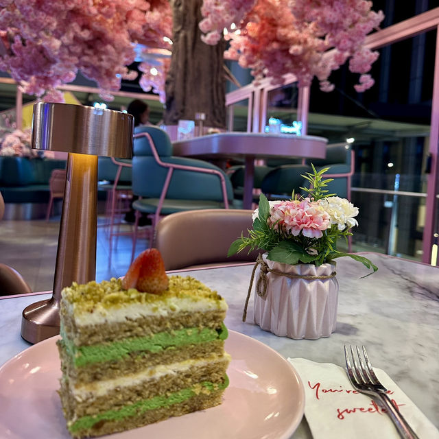 A Pink Paradise at EL&N Cafe