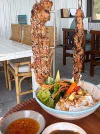 ร้านริมทะเล ที่ Hoi An ที่ทั้ง vibes ดีและอร่อย