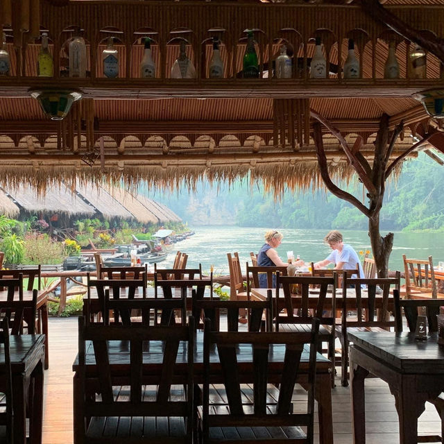 ที่พักแพ ริเวอร์แคว จังเกิ้ลราฟท์